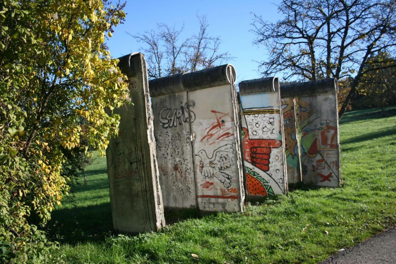 Paradies 1 Döttingen Esterno foto